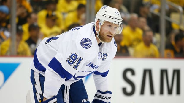 steven-stamkos-extension.jpg